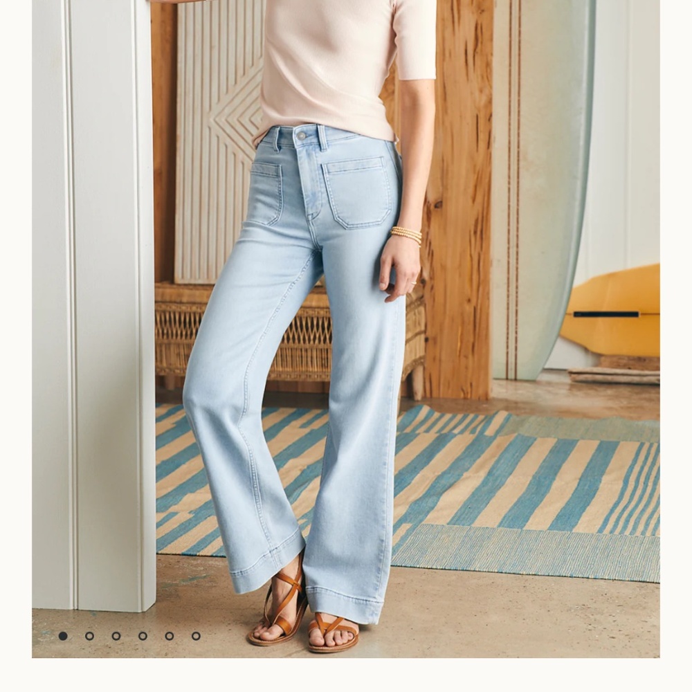 Faherty size 30 Stretch Light Wash Terry Patch Pocket Pant